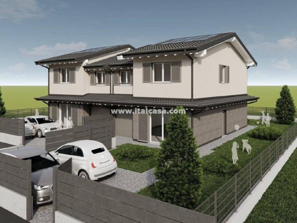 casa indipendente in vendita a Lurano