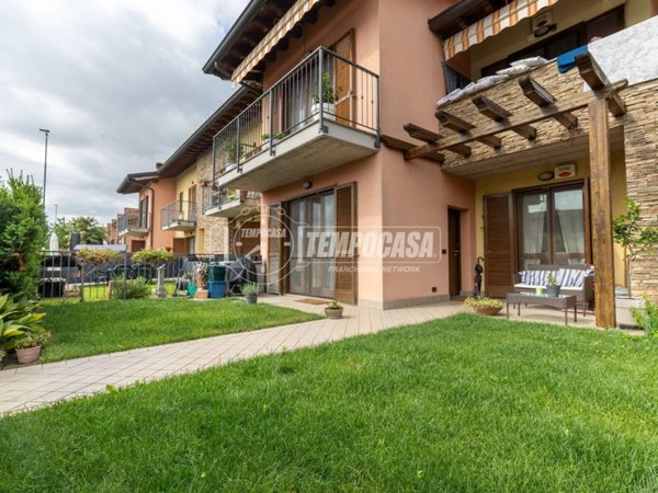 appartamento in vendita a Lurano