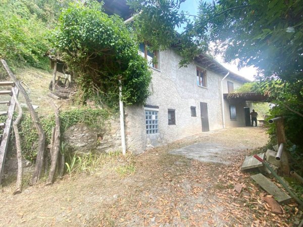 casa indipendente in vendita a Luzzana