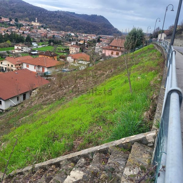terreno edificabile in vendita a Luzzana