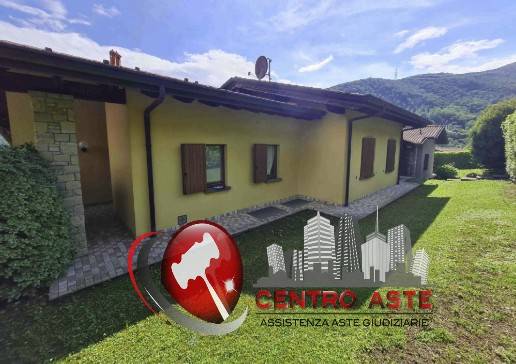 villa in vendita a Luzzana