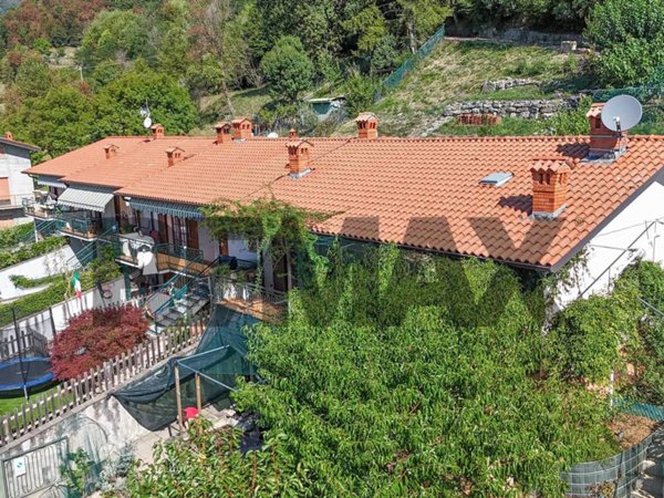 casa indipendente in vendita a Luzzana