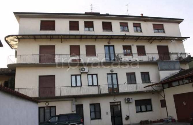 appartamento in vendita a Madone