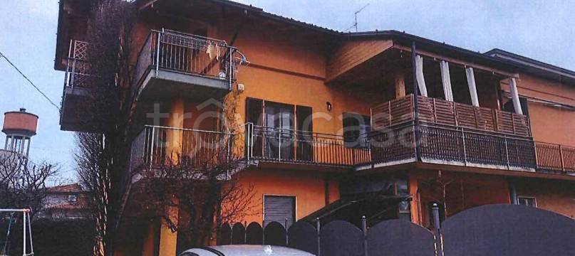appartamento in vendita a Madone