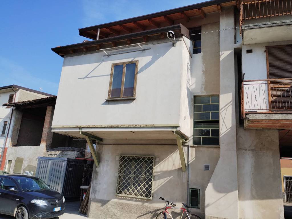 appartamento in vendita a Madone