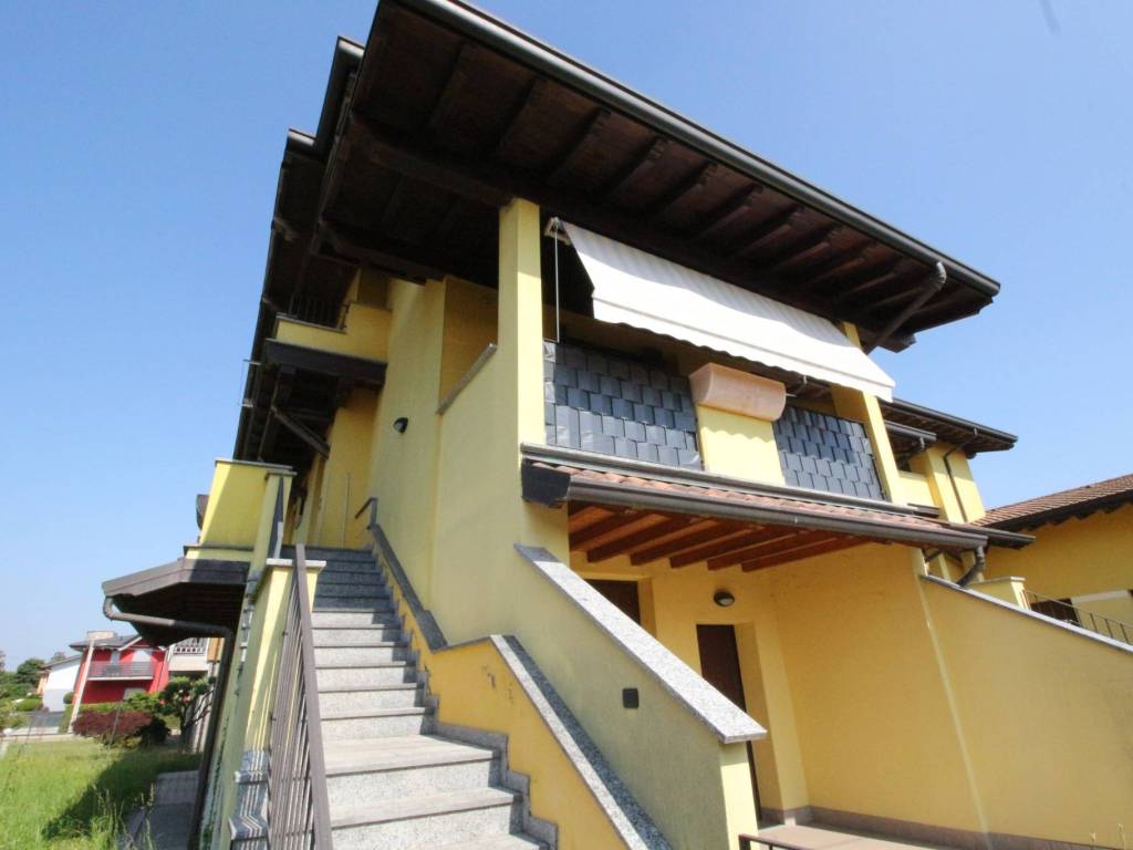 appartamento in vendita a Madone