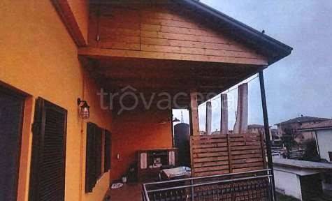 appartamento in vendita a Madone