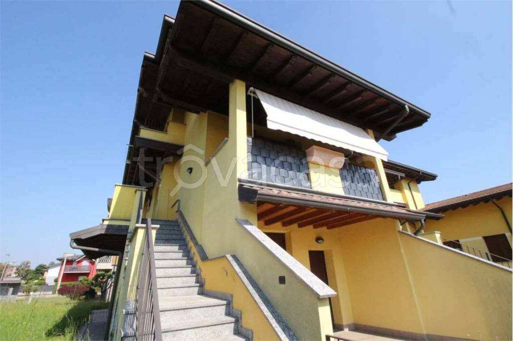 appartamento in vendita a Madone