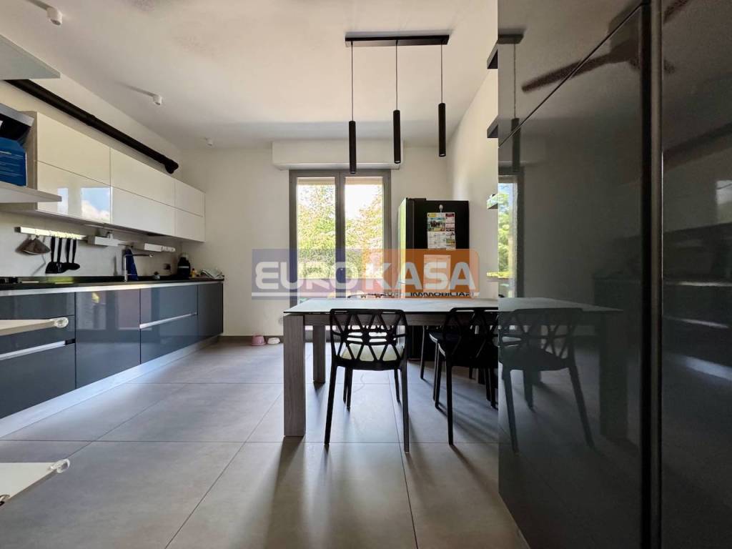 appartamento in vendita a Madone
