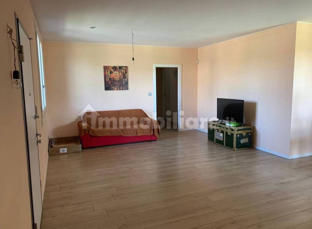 casa indipendente in vendita a Madone