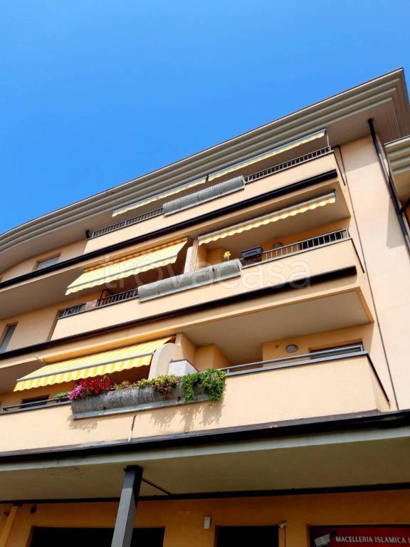 appartamento in vendita a Madone