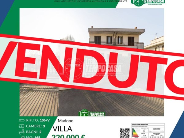 casa indipendente in vendita a Madone