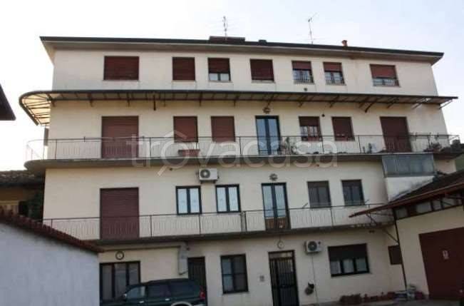 appartamento in vendita a Madone