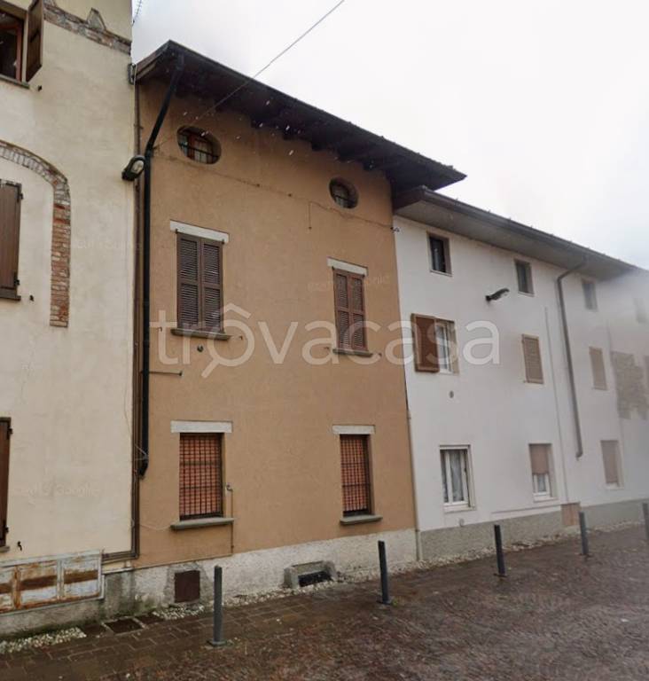 appartamento in vendita a Madone