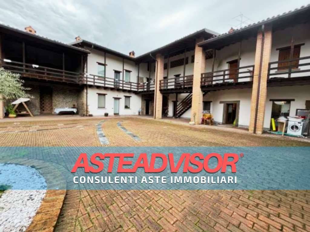 casa indipendente in vendita a Madone