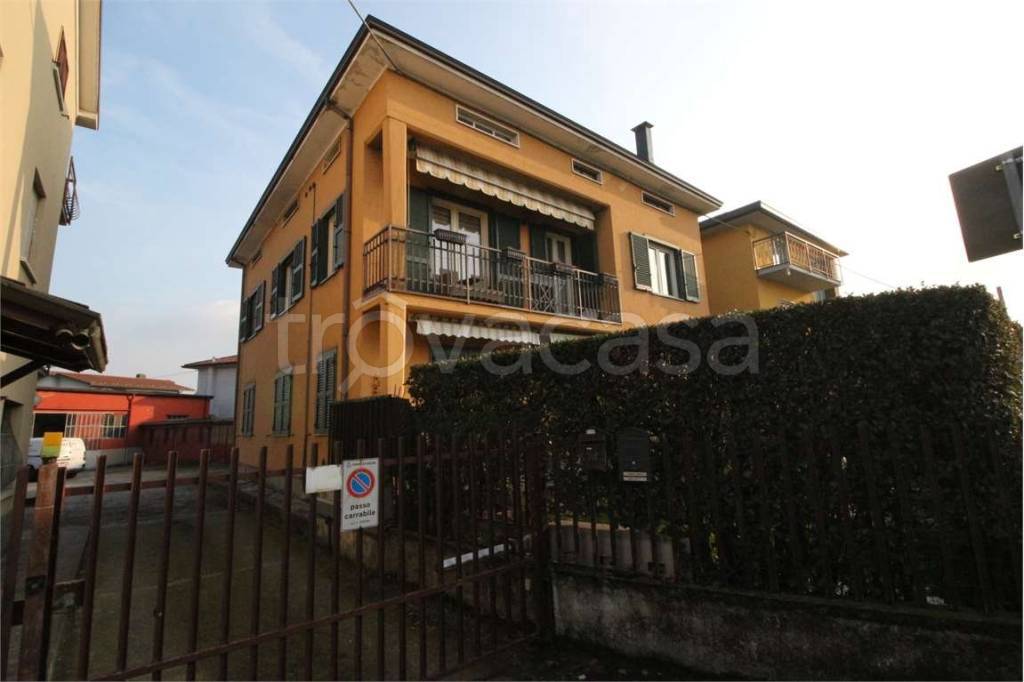 appartamento in vendita a Madone