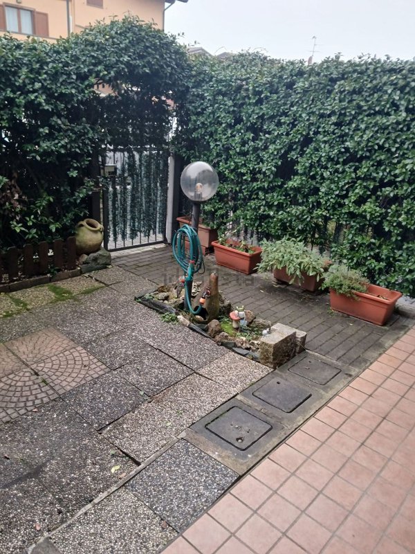 appartamento in vendita a Madone