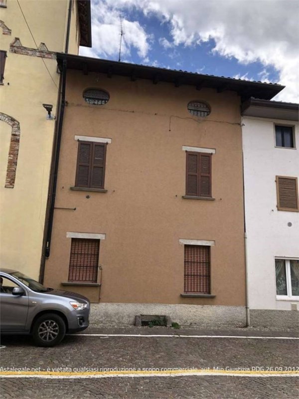 appartamento in vendita a Madone