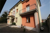 casa indipendente in vendita a Madone