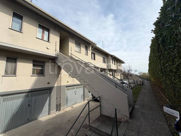 appartamento in vendita a Madone