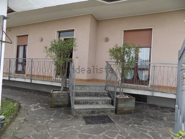 casa indipendente in vendita a Madone