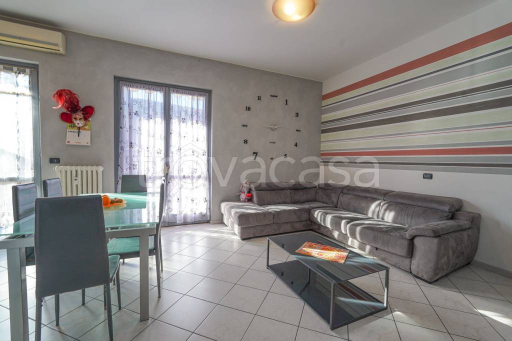 appartamento in vendita a Madone