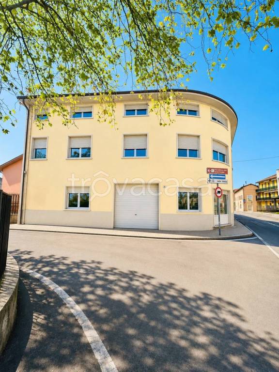 appartamento in vendita a Madone