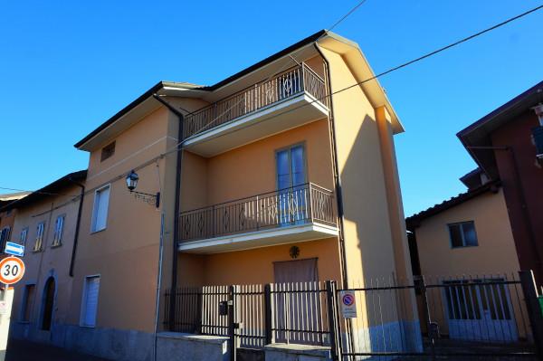 casa indipendente in vendita a Mapello in zona Carvisi