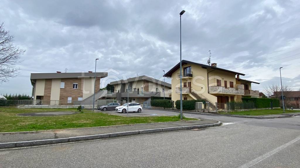 casa indipendente in vendita a Mapello