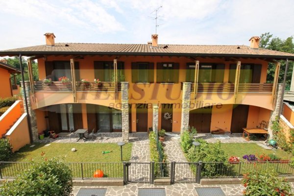appartamento in vendita a Mapello in zona Piana