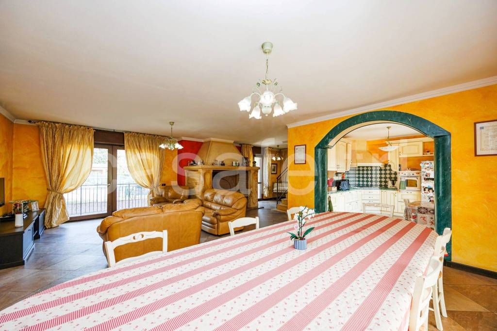 casa indipendente in vendita a Mapello