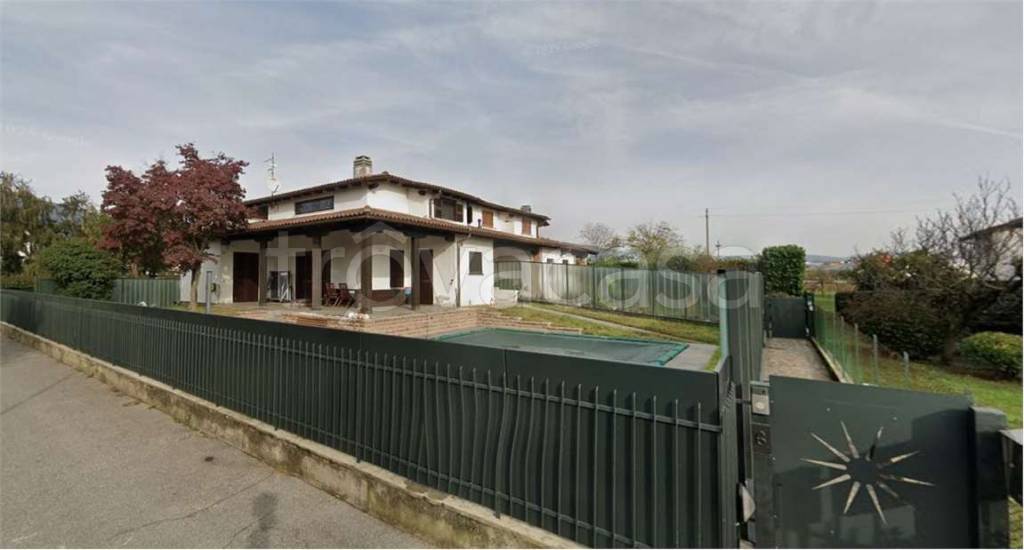 casa indipendente in vendita a Mapello