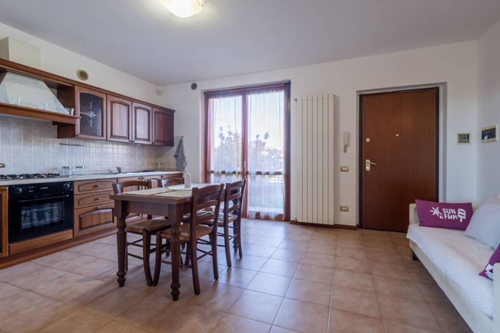 appartamento in vendita a Mapello in zona Valtrighe