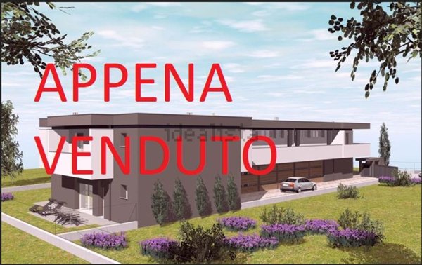 appartamento in vendita a Mapello in zona Carvisi