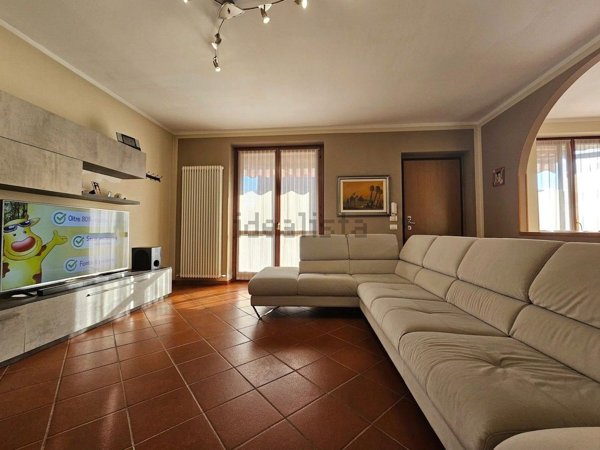 appartamento in vendita a Mapello in zona Valtrighe