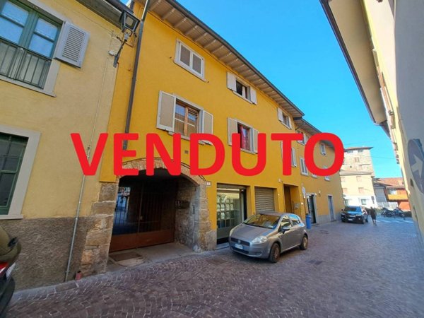 appartamento in vendita a Mapello in zona Carvisi