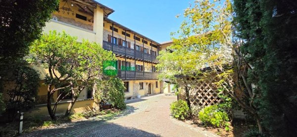 casa indipendente in vendita a Mapello in zona Carvisi
