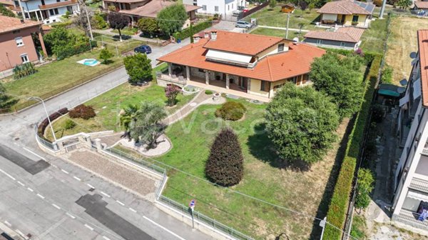 casa indipendente in vendita a Mapello in zona Prezzate