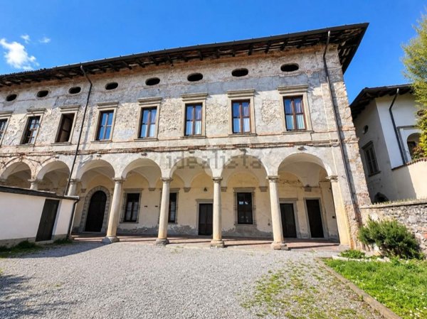 casa indipendente in vendita a Mapello in zona Carvisi