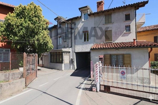 appartamento in vendita a Mapello in zona Prezzate
