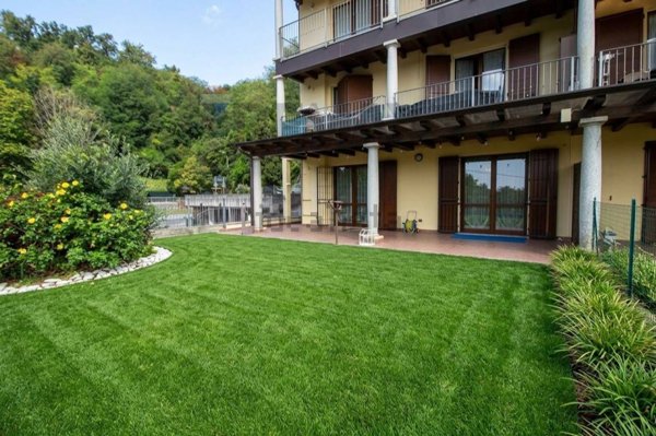 appartamento in vendita a Mapello in zona Carvisi