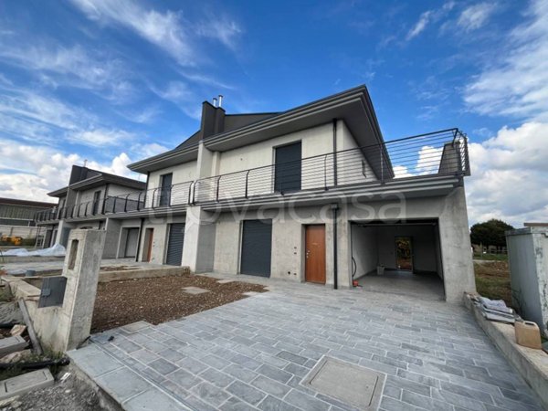 casa indipendente in vendita a Martinengo