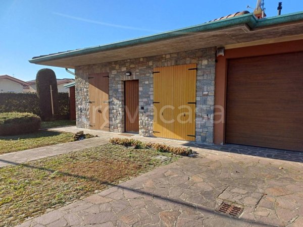 casa indipendente in vendita a Martinengo