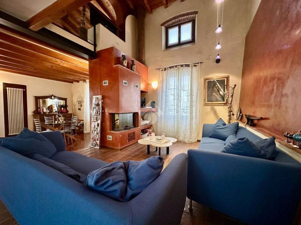 casa indipendente in vendita a Martinengo