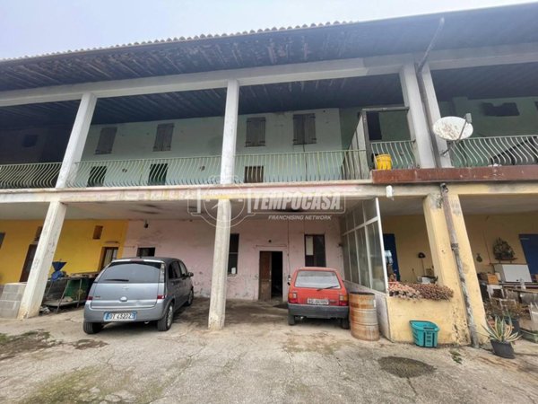 appartamento in vendita a Martinengo in zona Cortenuova di Sopra