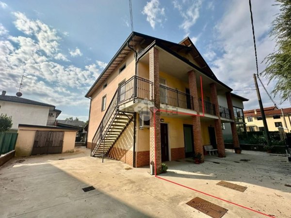 appartamento in vendita a Martinengo