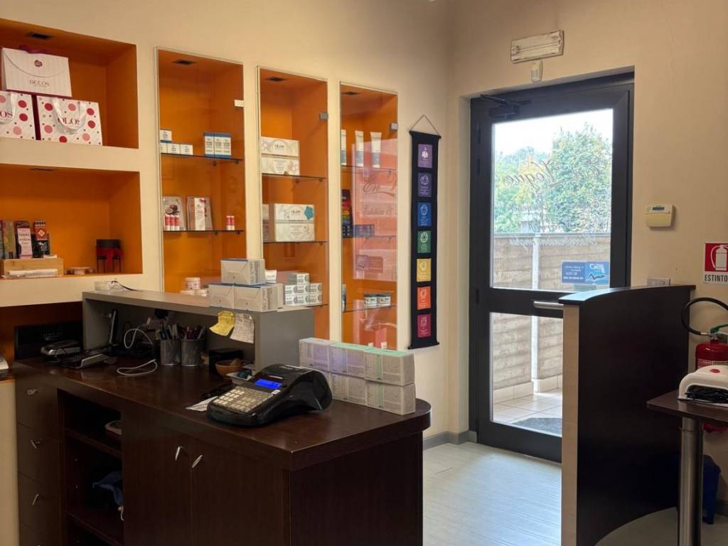 negozio in vendita a Martinengo