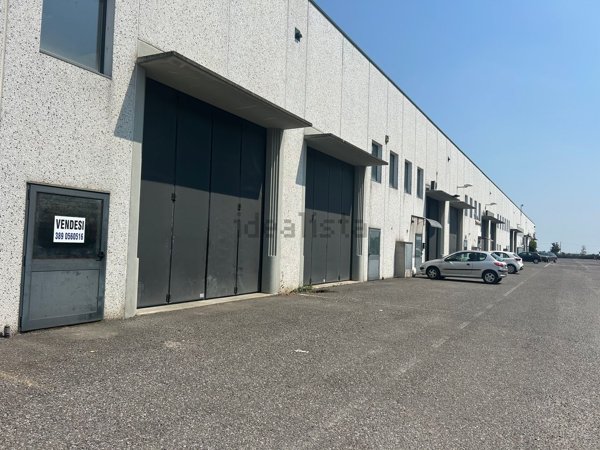 capannone in vendita a Martinengo