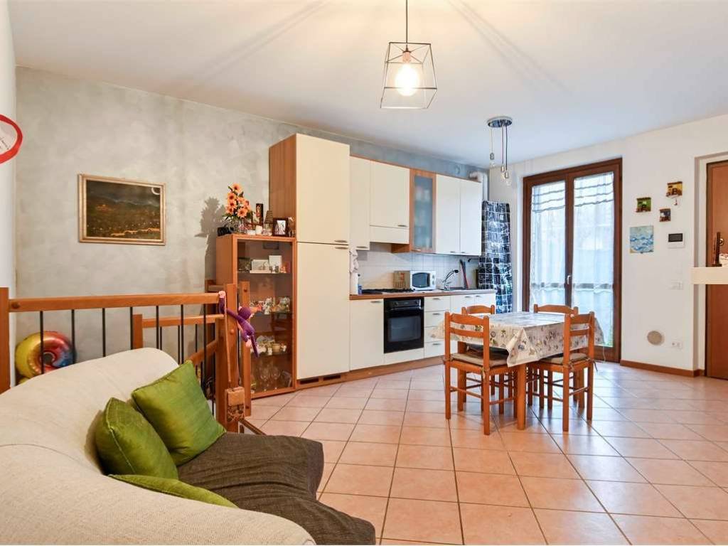 appartamento in vendita a Martinengo in zona Cortenuova di Sopra