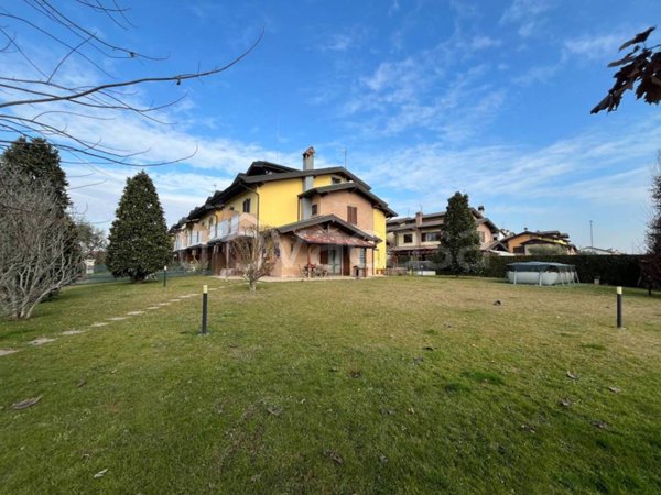 casa indipendente in vendita a Martinengo